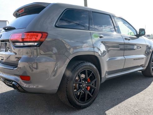Used 2020 Jeep Grand Cherokee SRT image 10