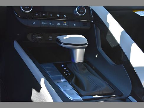 New 2026 Hyundai Elantra Limited FWD image 26