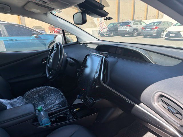 Used 2022 Toyota Prius Prime Limited FWD image 17