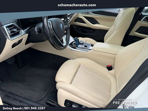 Used 2022 BMW i4 eDrive40 RWD image 11