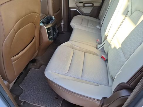 Used 2021 RAM 1500 Laramie image 21