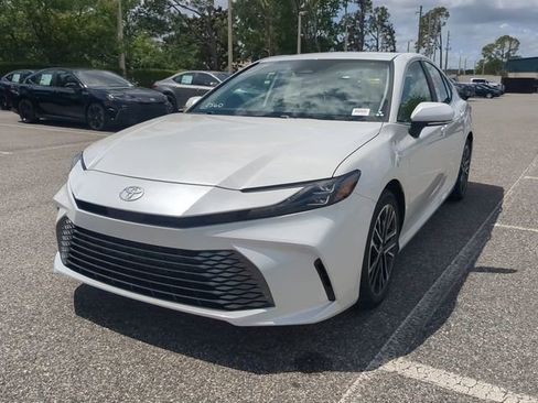 New 2026 Toyota Camry XLE AWD/4WD image 8