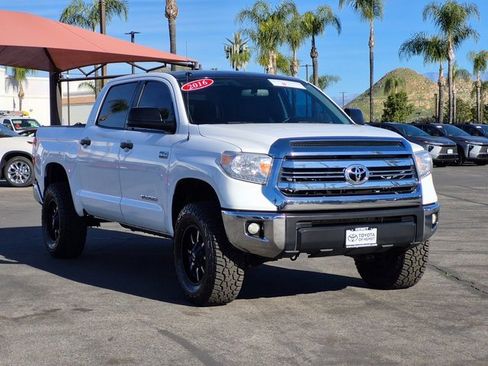 Used 2016 Toyota Tundra SR5 image 3