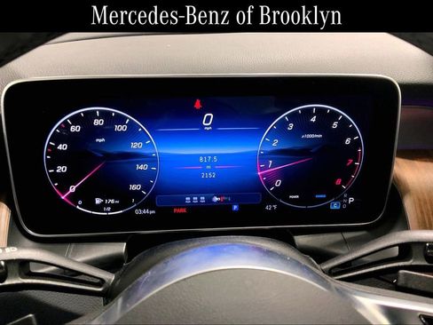 Used 2025 Mercedes-Benz GLC 300 GLC 300 image 25