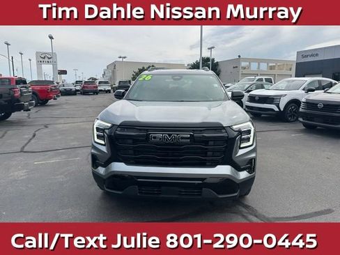 Used 2026 GMC Terrain Elevation w/ Elevation Premium Package AWD/4WD image 4