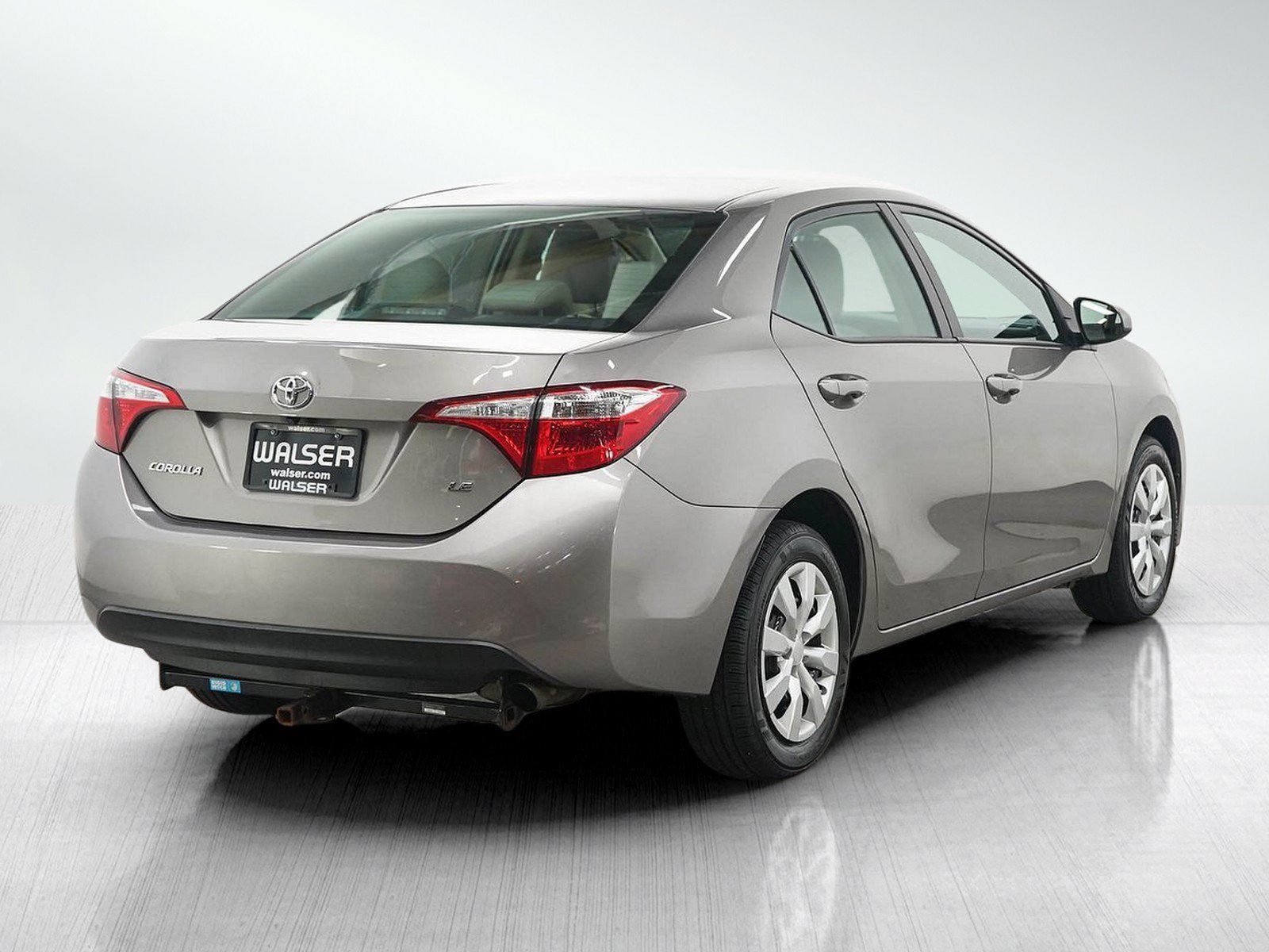 Used 2016 Toyota Corolla LE FWD image 5