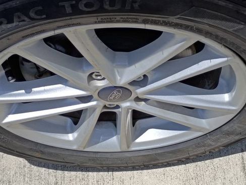 Used 2018 Ford Focus SE FWD image 15
