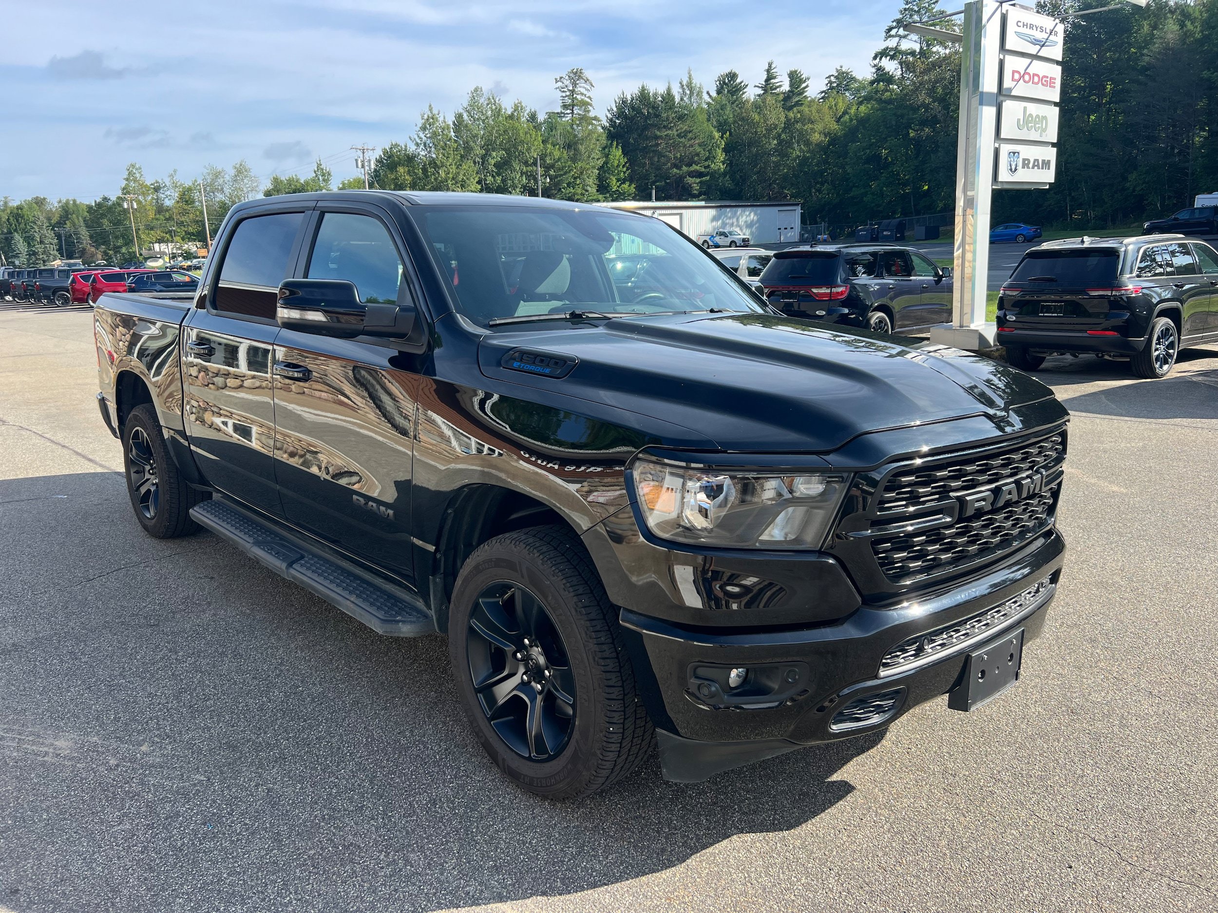 Used 2024 RAM 1500 Big Horn AWD/4WD image 3