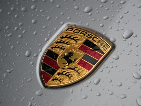 Used 2021 Porsche 718 Cayman GT4 image 20