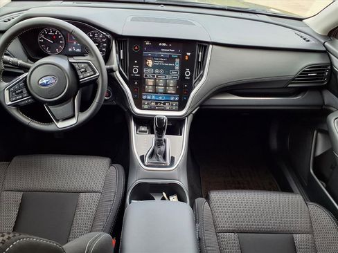 Certified 2025 Subaru Outback Premium image 4