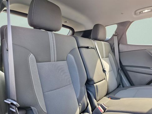 Used 2025 Chevrolet Blazer LT image 27