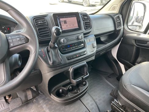 Used 2024 RAM ProMaster 2500 w/ Convenience Group FWD image 28