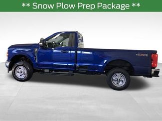 New 2026 Ford F250 XL w/ XL Chrome Package AWD/4WD video 2