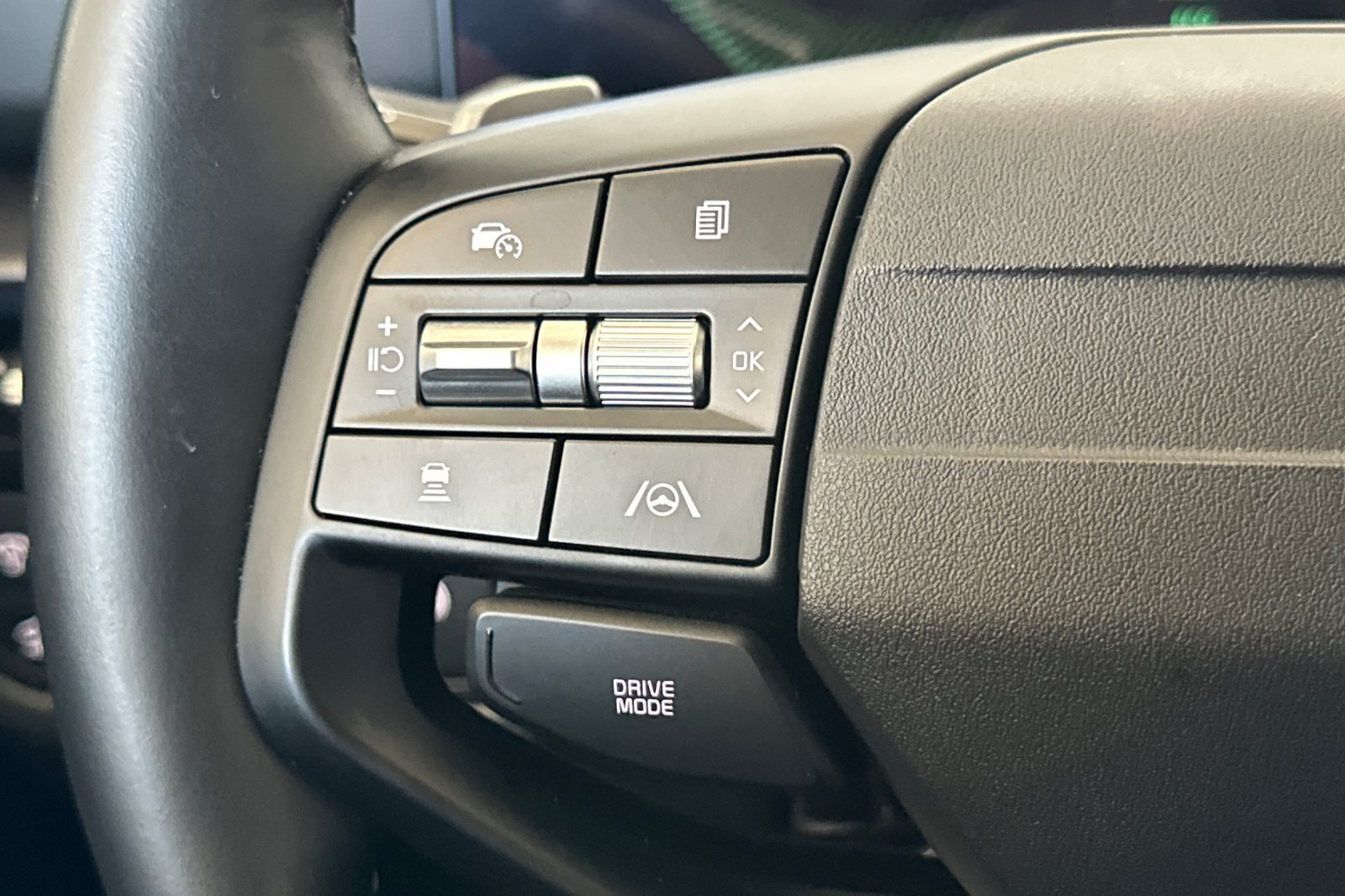 Used 2026 Kia Sportage EX AWD/4WD image 26