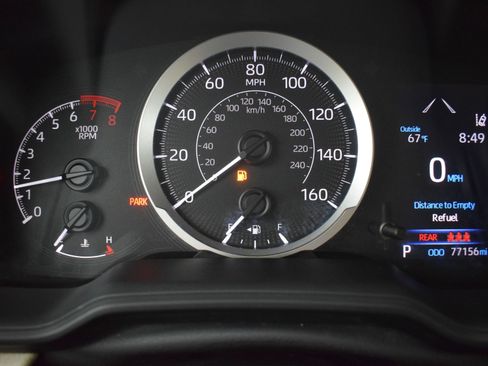 Used 2021 Toyota Corolla LE w/ Carpet Mat Package (TMS) image 16