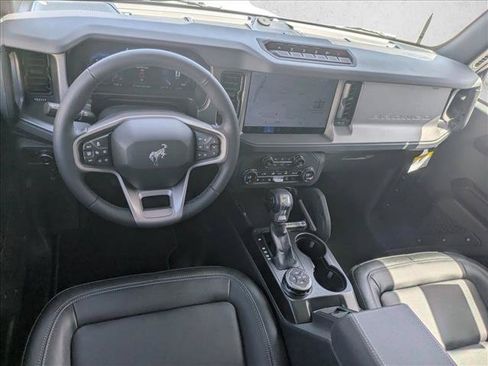 New 2026 Ford Bronco Badlands AWD/4WD image 14