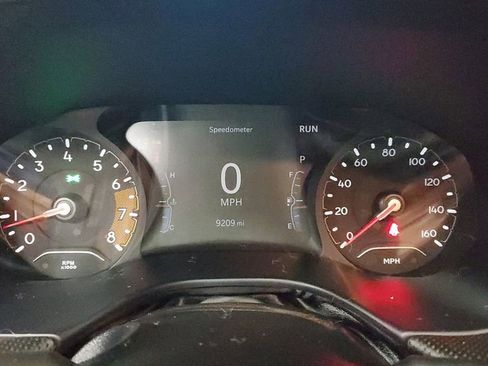 Used 2024 Jeep Compass Latitude w/ Altitude Special Edition image 31