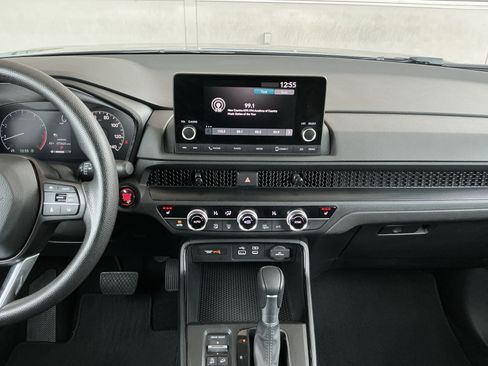 Used 2024 Honda CR-V EX image 8