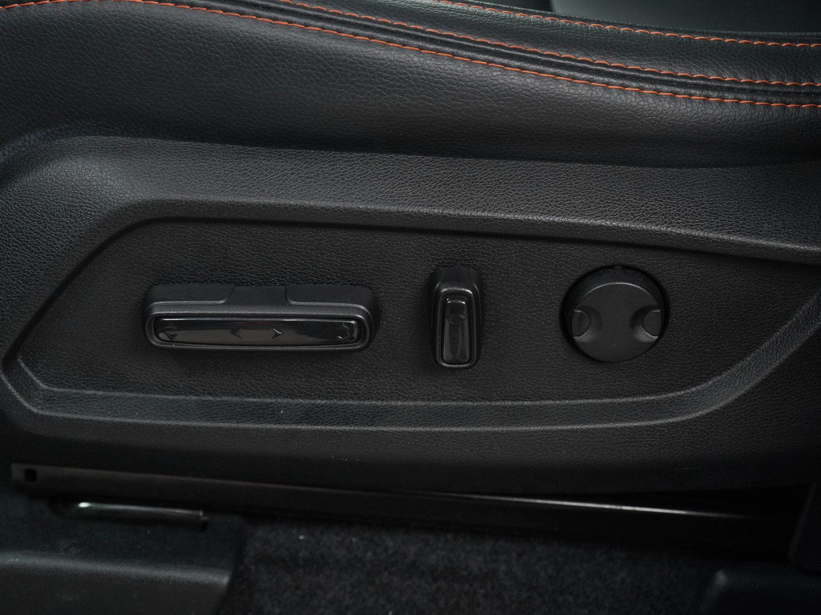 Used 2025 Honda Pilot TrailSport image 25