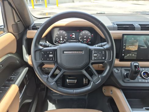 Certified 2025 Land Rover Defender 110 X AWD/4WD image 24