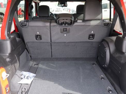 New 2026 Jeep Wrangler Unlimited Rubicon image 7