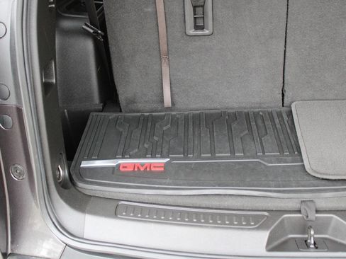 Used 2019 GMC Acadia SLE w/ Driver Alert Package I image 71