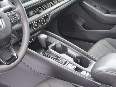 Used 2023 Honda Accord LX image 18