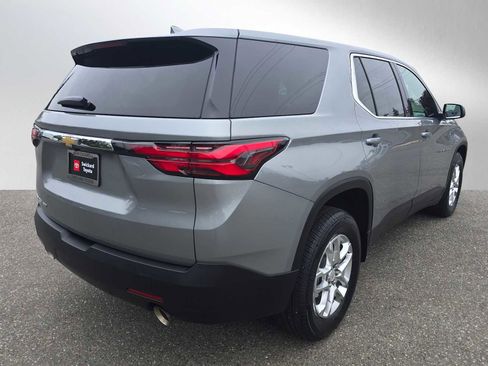 Used 2023 Chevrolet Traverse LS AWD/4WD image 3