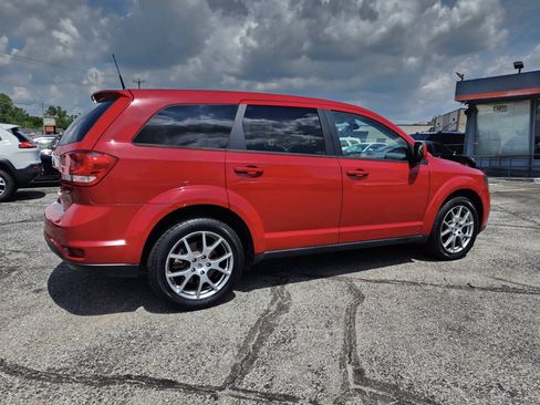 Used 2019 Dodge Journey GT FWD image 4