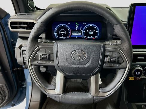 New 2026 Toyota 4Runner Limited AWD/4WD image 11