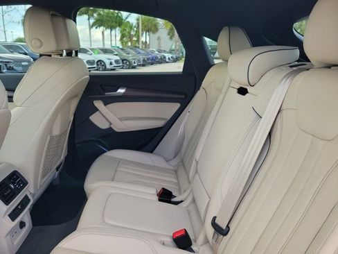 Certified 2023 Audi Q5 2.0T Premium w/ Convenience Package AWD/4WD image 11