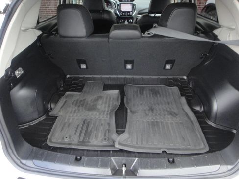 Used 2019 Subaru Crosstrek 2.0i Limited w/ Moonroof Package w/Navigation AWD/4WD image 13
