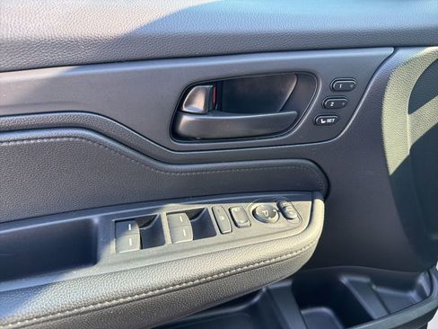 Certified 2023 Honda Odyssey Sport image 29