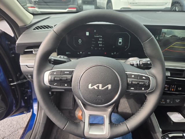 New 2026 Kia K5 EX FWD image 17