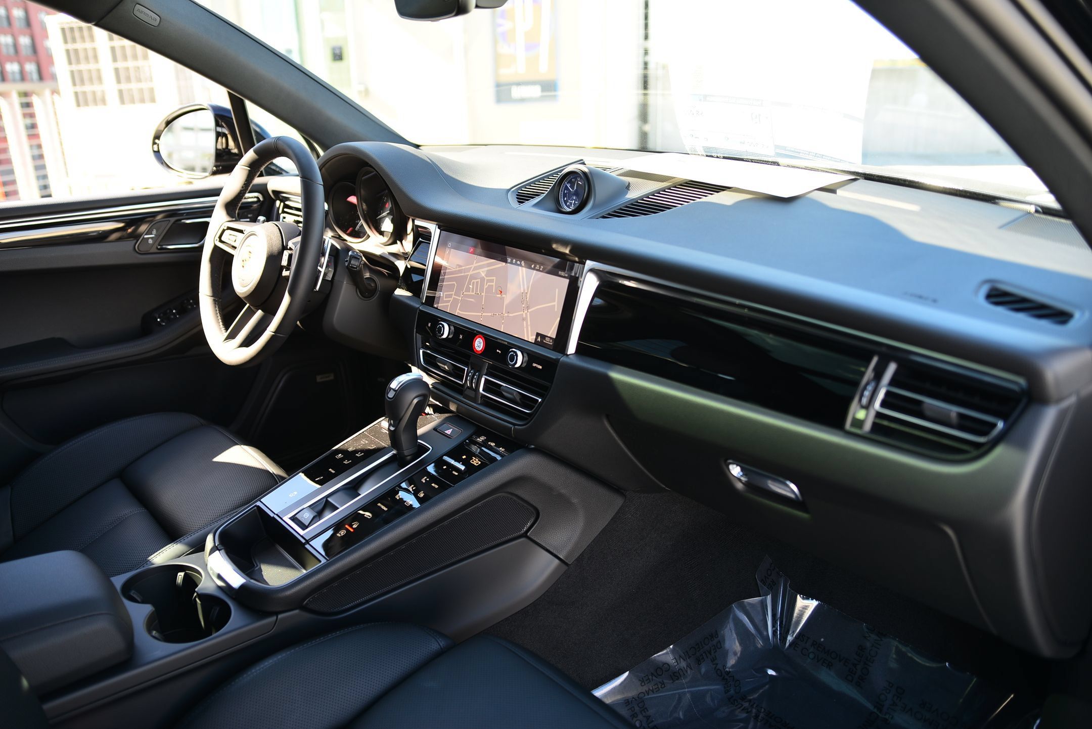 Certified 2026 Porsche Macan S AWD/4WD image 23
