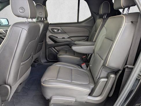 Used 2023 Chevrolet Traverse Premier w/ Redline Edition FWD image 20