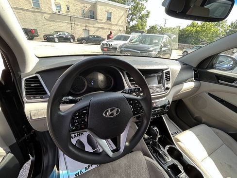 Used 2016 Hyundai Tucson SE w/ Option Group 02 AWD/4WD image 5
