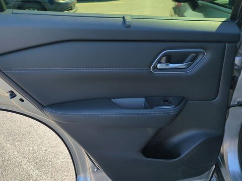 New 2026 Nissan Rogue Platinum AWD/4WD image 27