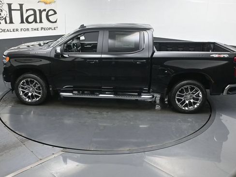 New 2026 Chevrolet Silverado 1500 LT w/ Leather Package AWD/4WD image 21