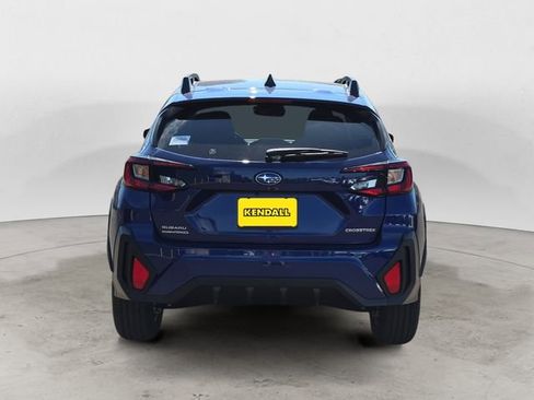Used 2025 Subaru Crosstrek 2.0i Premium image 4