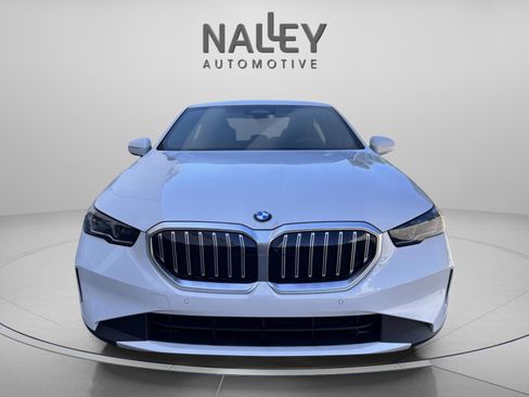 Used 2026 BMW 530i w/ Premium Package image 6
