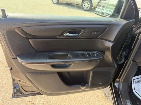 Used 2017 GMC Acadia Limited SLT AWD/4WD image 11