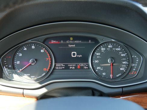 Used 2023 Audi Q5 2.0T Premium w/ Convenience Package AWD/4WD image 30