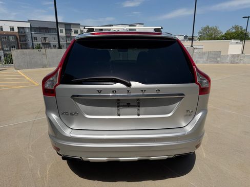 Used 2015 Volvo XC60 T6 AWD/4WD image 4