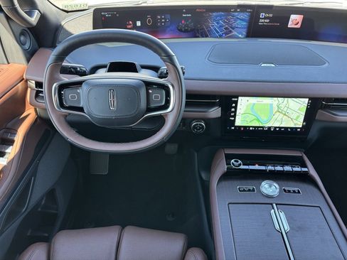 New 2026 Lincoln Navigator L Reserve image 4