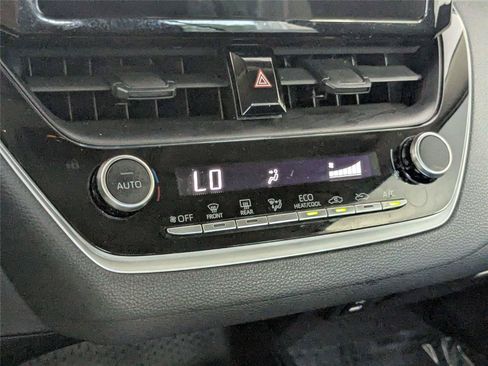Used 2024 Toyota Corolla LE FWD image 25