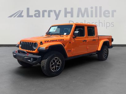 New 2025 Jeep Gladiator Rubicon w/ Steel Bumper Group