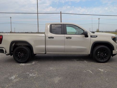 New 2026 GMC Sierra 1500 Pro w/ Graphite Edition image 3