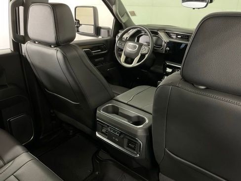 Used 2024 GMC Sierra 1500 Denali w/ Denali Reserve Package image 38
