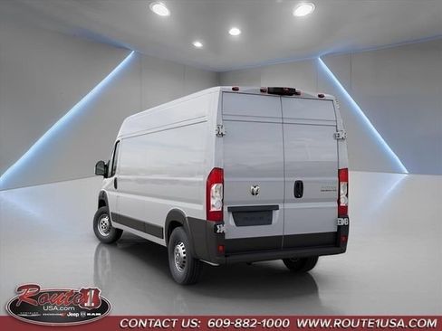 New 2026 RAM ProMaster 2500 w/ Storage Group FWD image 3